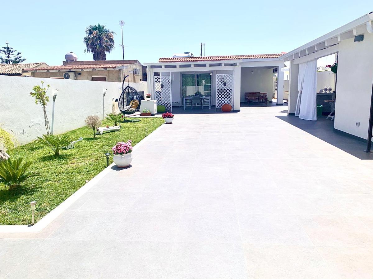 Villa White CLIMATIZZATA con Giardino Santa Maria del Focallo Esterno foto